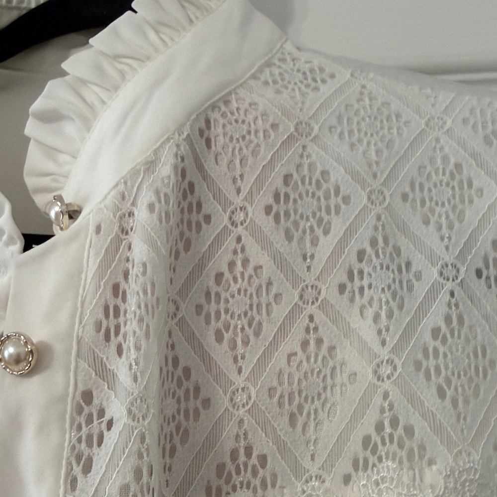 Pearl button down - Picture 4 of 7